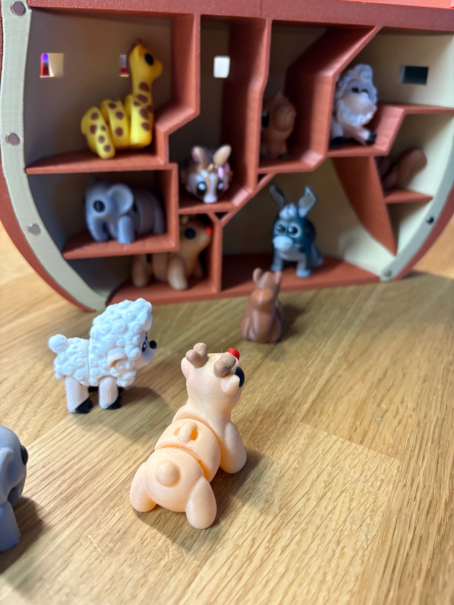 Noah’s Ark Sensory Set – Articulated Animals & Ark