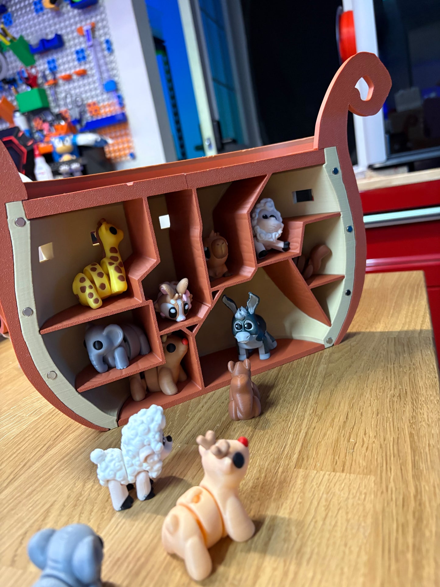 Noah’s Ark Sensory Set – Articulated Animals & Ark
